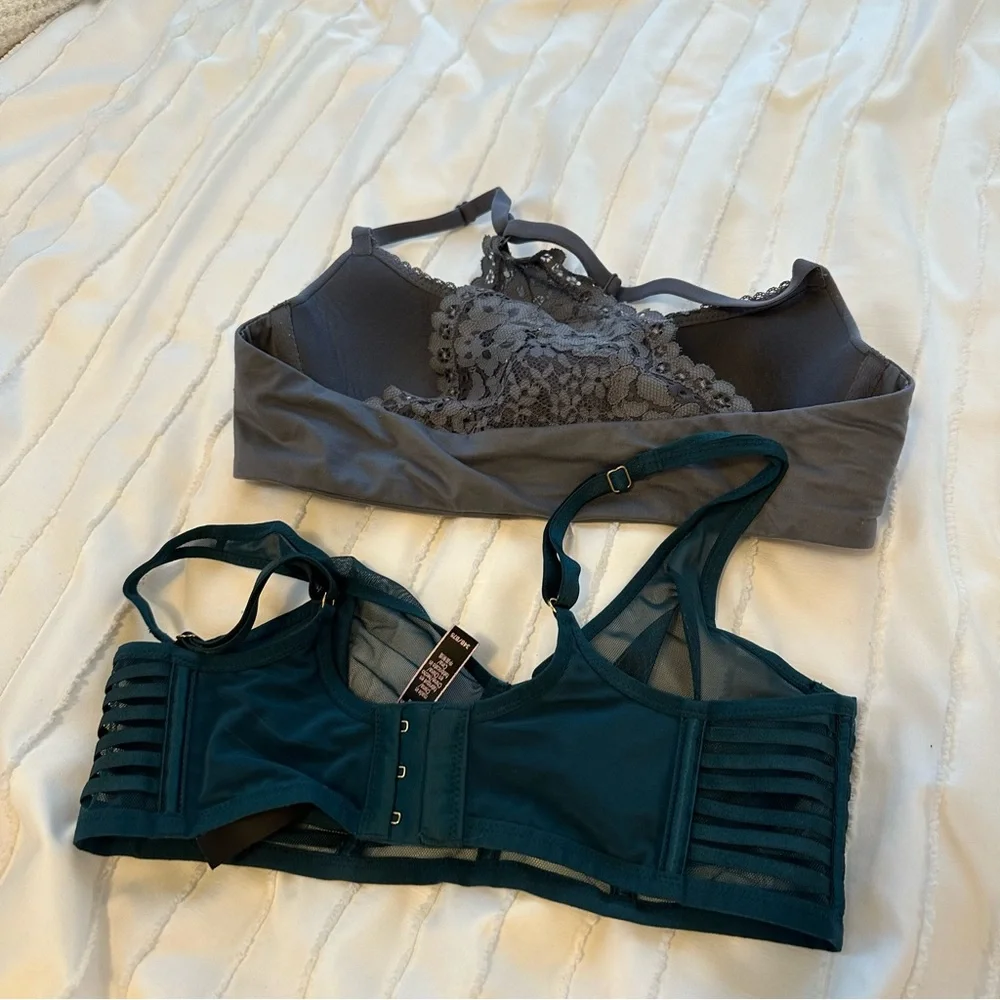 Bundle of 2 Victorias Secret bras sz 34B - Picture 3 of 3